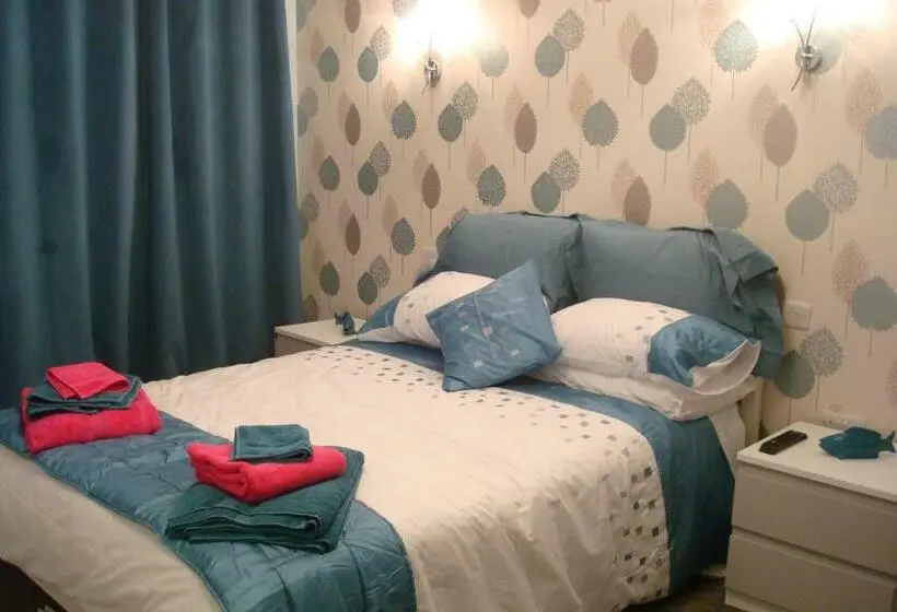 デラックススタジオ, Talybont B&b Aberystwyth