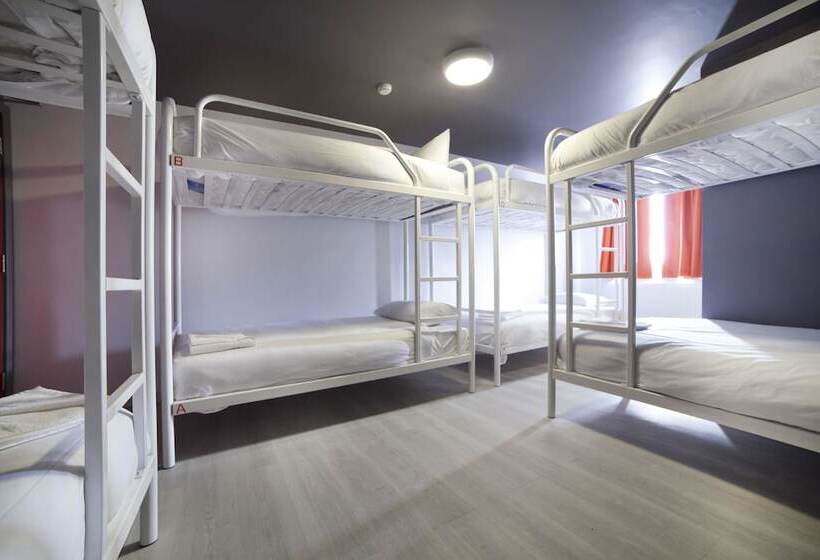 מיטה בחדר משותף, Sleeperdorm   Hostel
