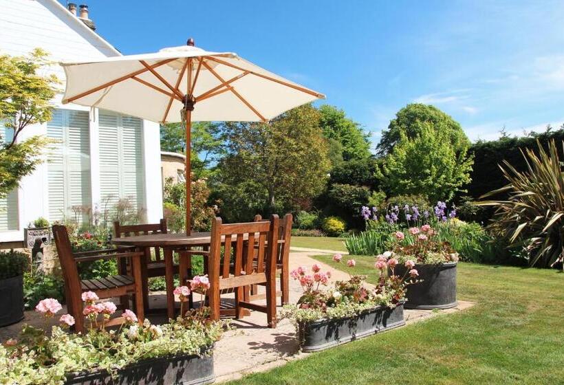 ガーデンビュースタンダードルーム, Croft House Guest Suite Painswick