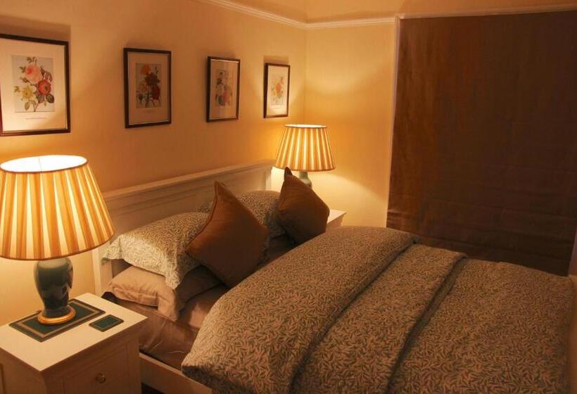 スタンダードルーム, Croft House Guest Suite Painswick