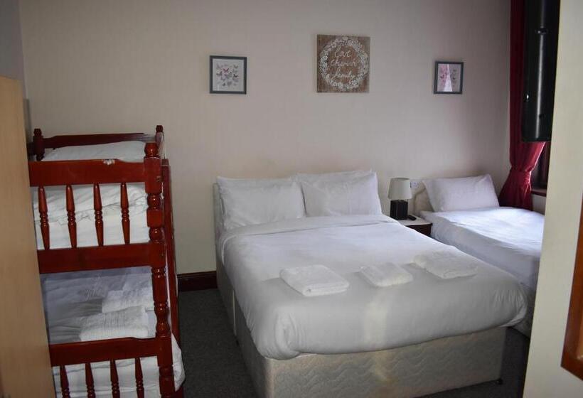 패밀리 룸, Lyndhurst