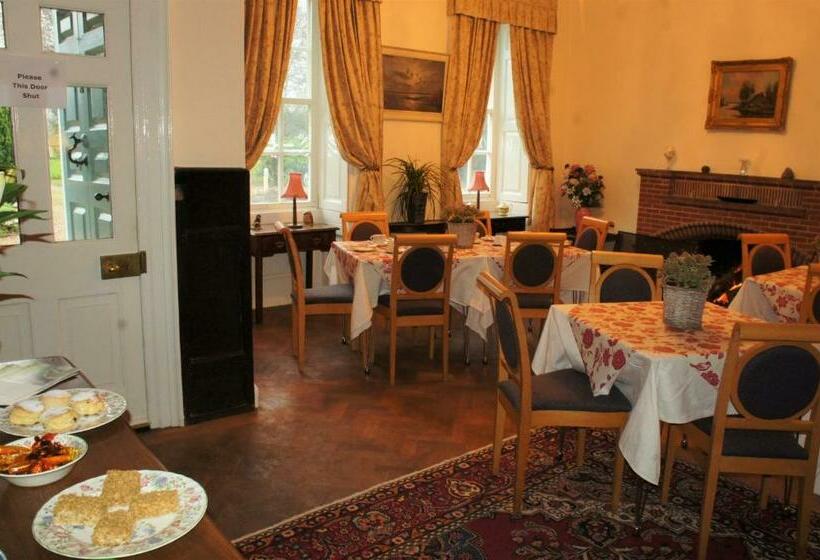 חדר בסיסי, Mangreen Country House