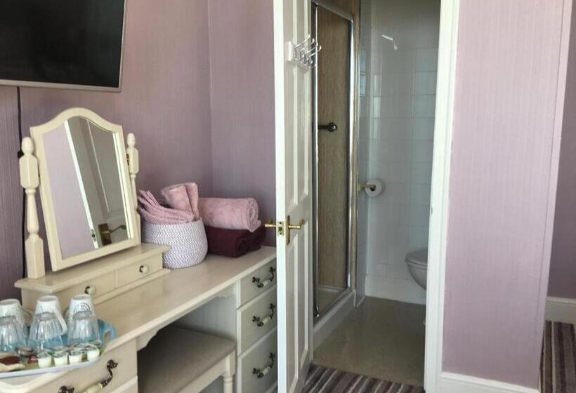 Семейный Номер Вид на Море, The Coventry Guest House