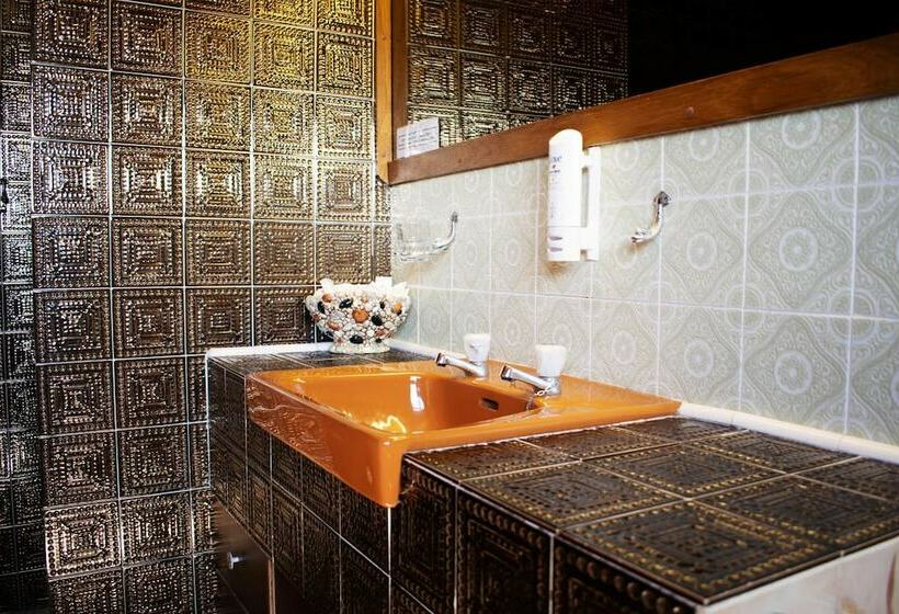 Номер Стандарт, The Oregon