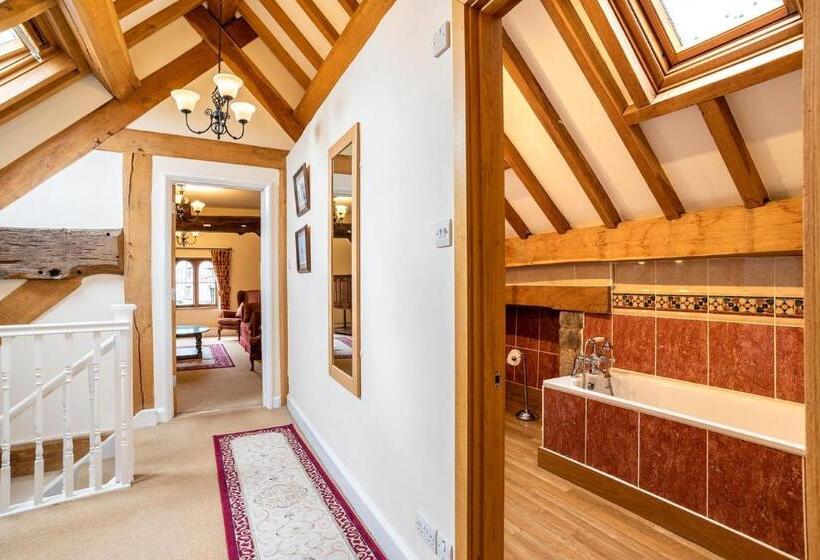 סוויטת ג'וניור, The Town House Ludlow