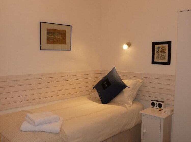 اتاق استاندارد یک نفره, Failte Bed & Breakfast