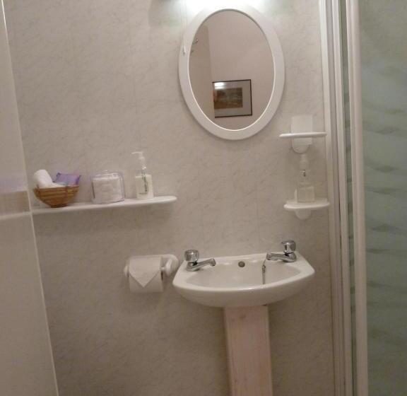 اتاق استاندارد یک نفره, Failte Bed & Breakfast