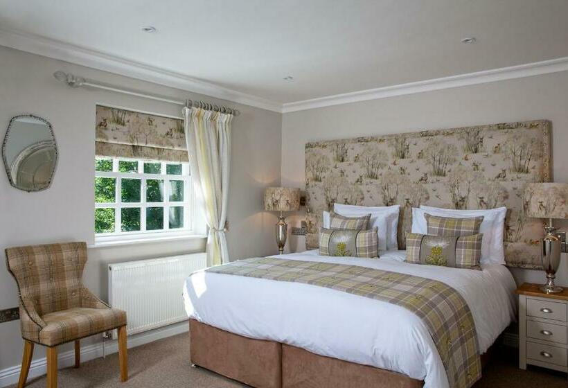 高级大房间, Foyles Of Glasbury