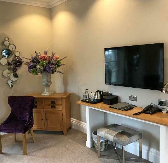 带大床的高级房间, Foyles Of Glasbury