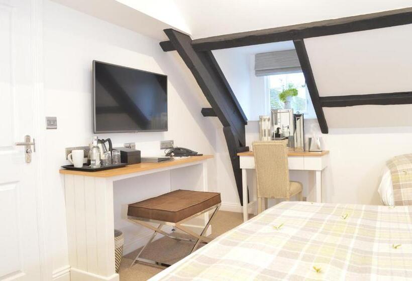 家庭间, Foyles Of Glasbury