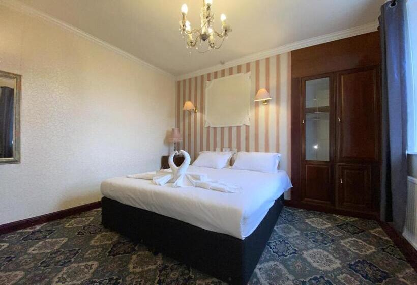 غرفة قياسية, Lane Head