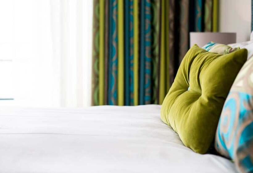 디럭스 룸, Restaurant James Sommerin