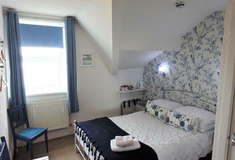 Номер Стандарт Вид на Море, Shipping Lanes