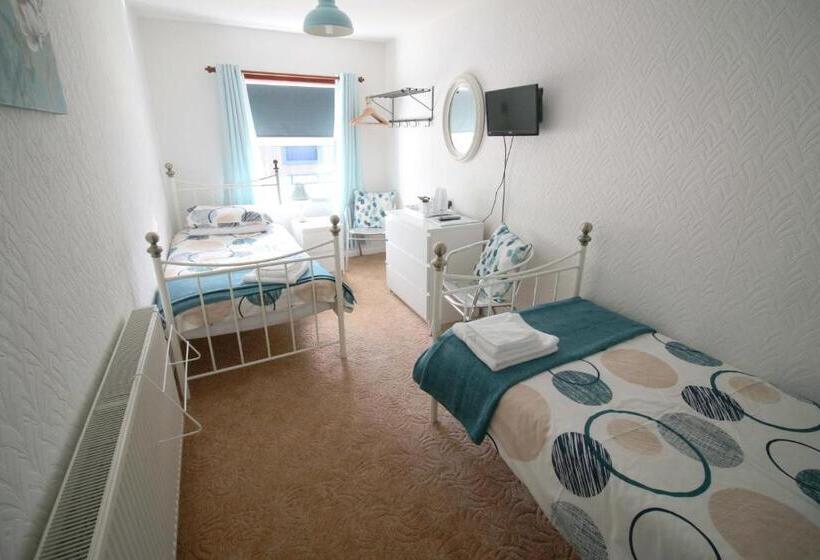 غرفة قياسية, Shipping Lanes