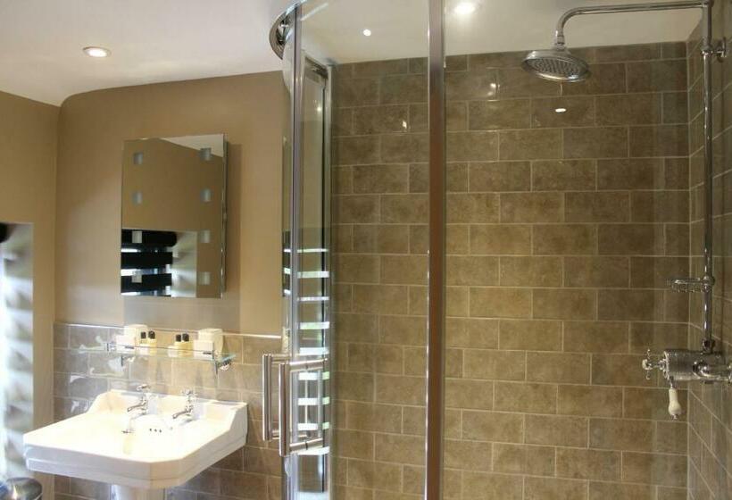 キングサイズベッドのデラックスルーム, The Blue Bell At Arkendale