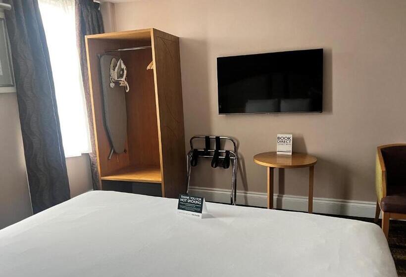 デラックスルーム, The Golden Lion Wetherspoon