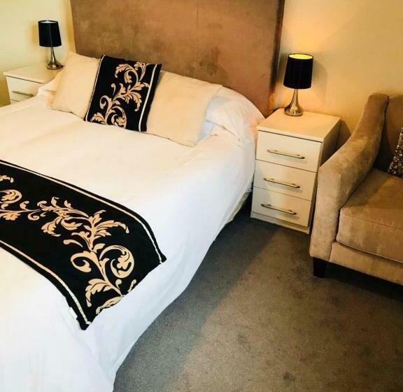 Номер Стандарт, The Traxx