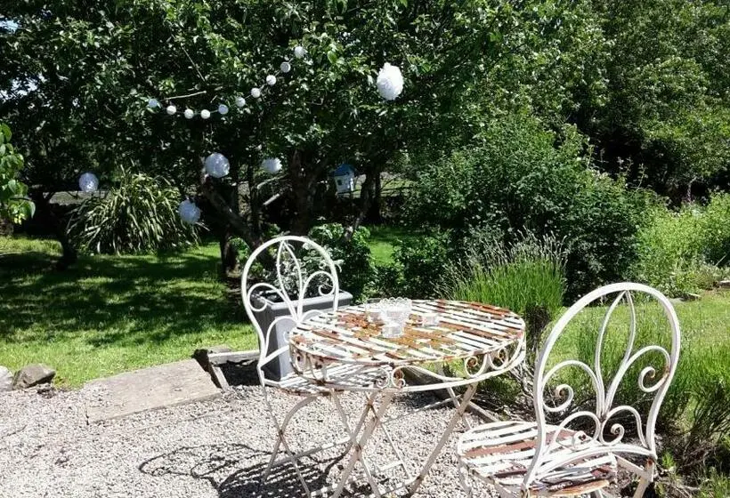 スタンダードルーム, Low Gingerfield Farm B&b