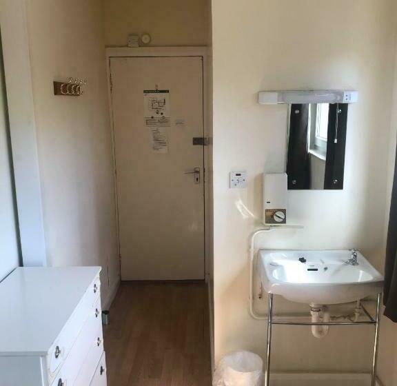 Номер Базовый Одноместный Совместный Санузел, The Mission Bunkhouse