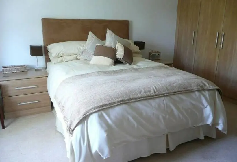 Deluxe-huone, 2 The Rocklands