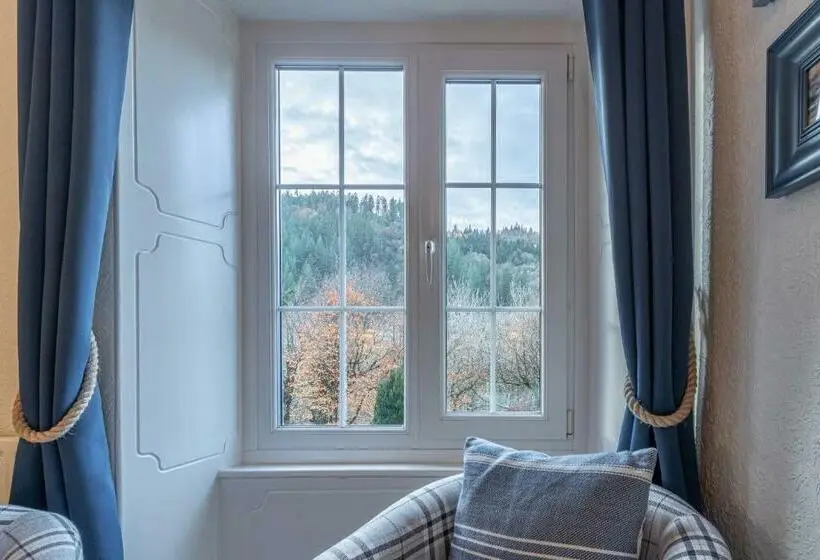 Standard-huone, Glyntwrog House