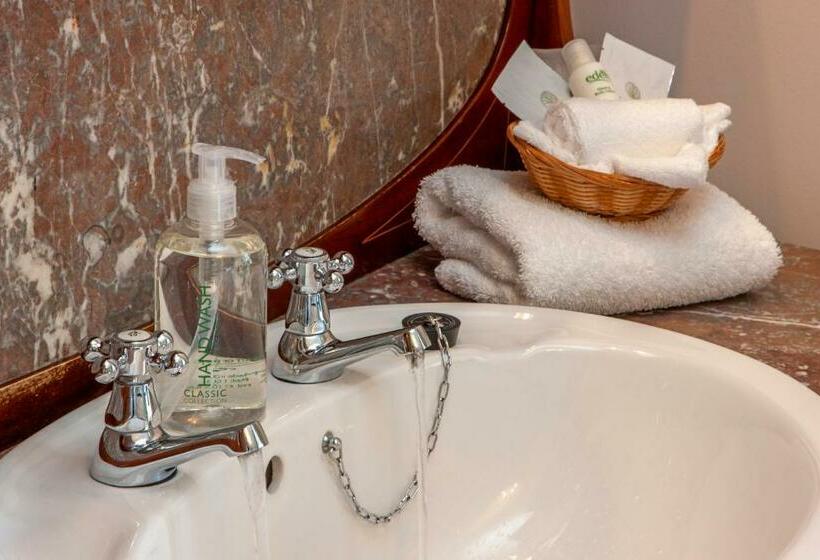 اتاق استاندارد با تخت بزرگ, Hawthornbank
