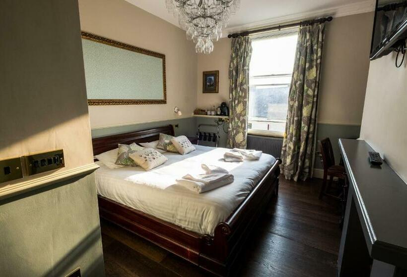 غرفة تنفيذية, The Royal Oak Ripon