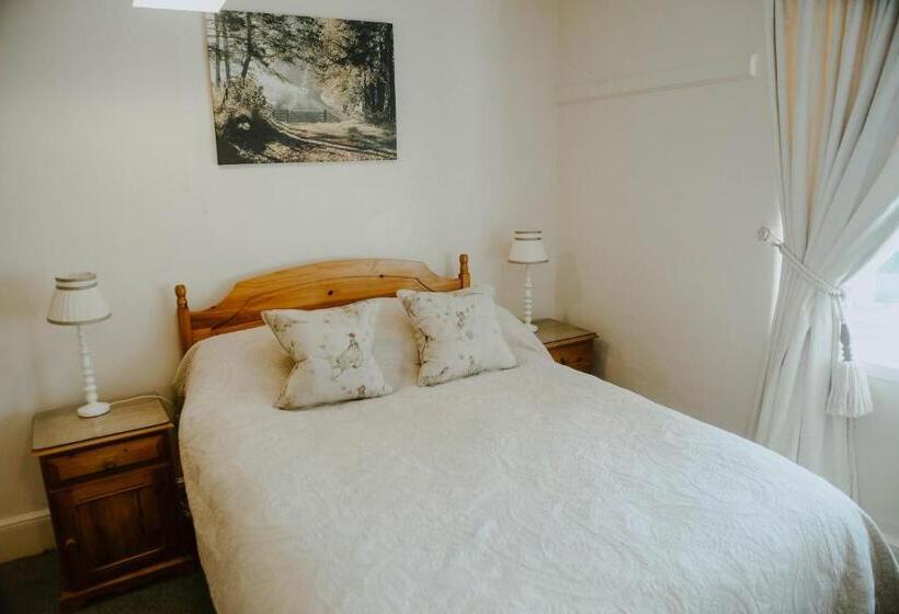 اتاق خانوادگی, Toghill House Farm