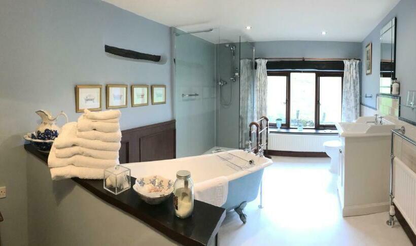 חדר דלוקס, Walker Ground Manor