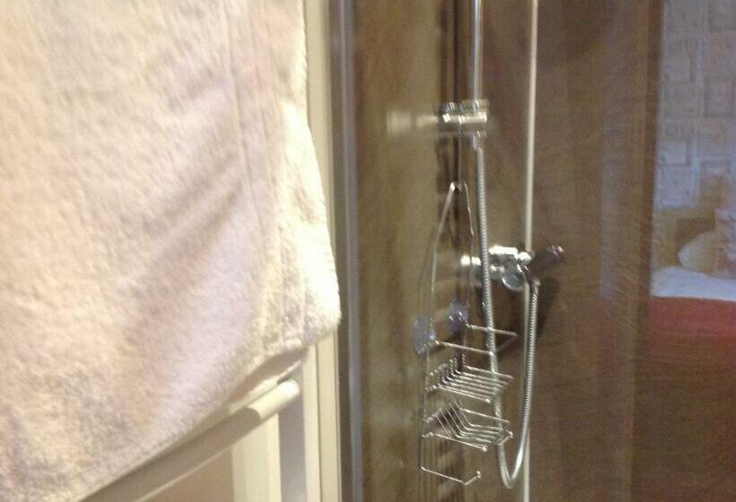 标准间, Dunroamin Bed And Breakfast