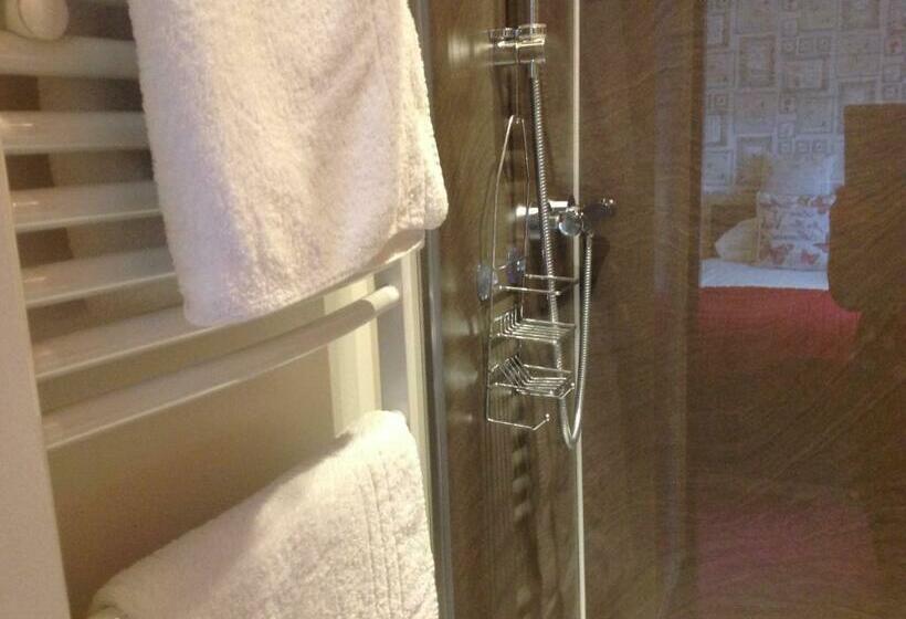 标准间, Dunroamin Bed And Breakfast