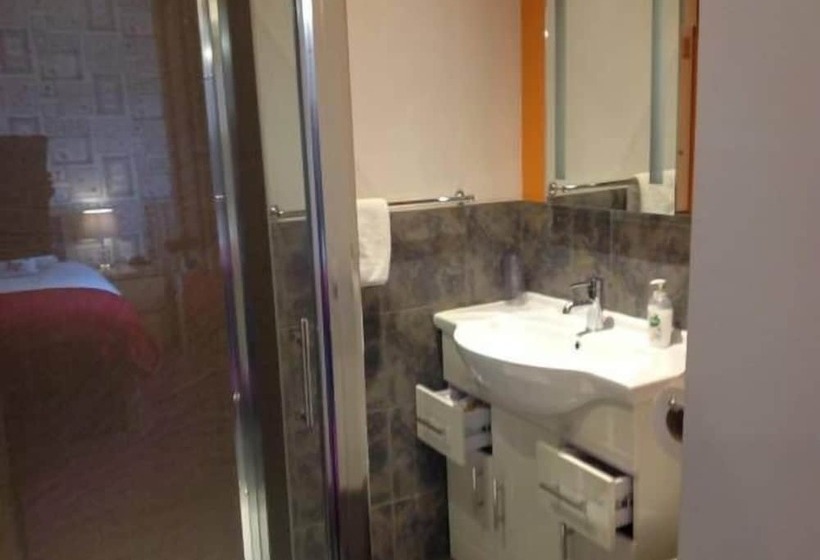 Номер Стандарт, Dunroamin Bed And Breakfast