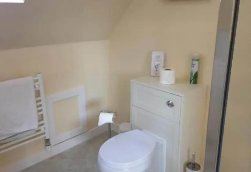 Standard Kolmen Hengen Huone, Dunroamin Bed And Breakfast