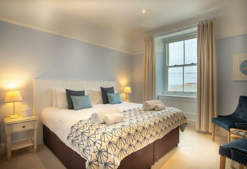 带海景的标准房, Marazion