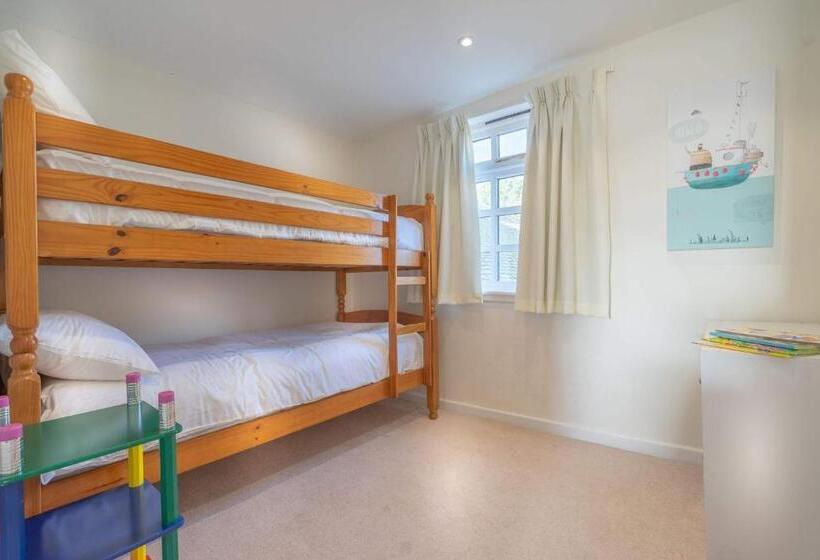 两卧家庭套房, Marazion