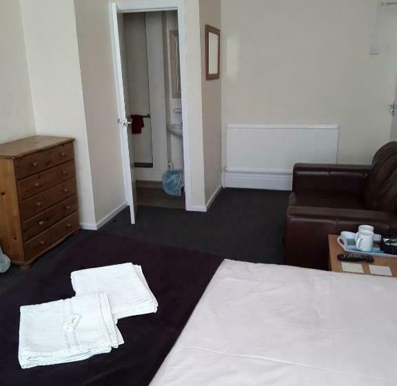 スタンダードルーム, Royale