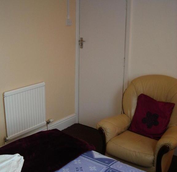 スタンダードルーム, Royale