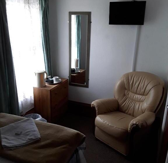 スタンダードシングルルーム, Royale