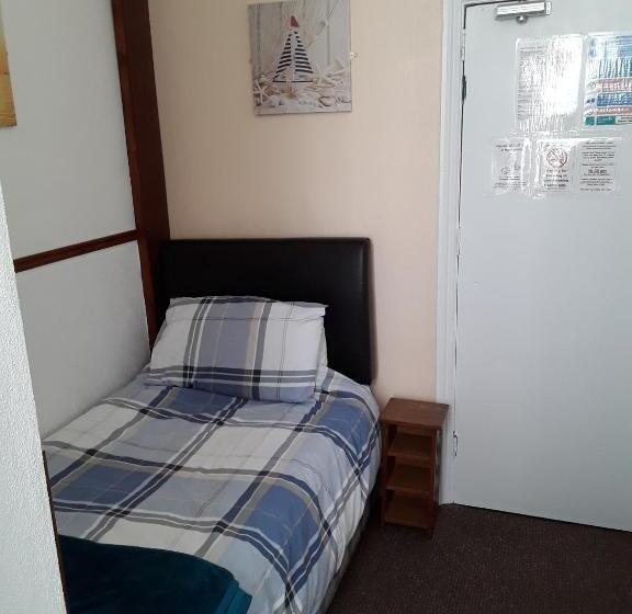 スタンダードシングルルーム, Royale