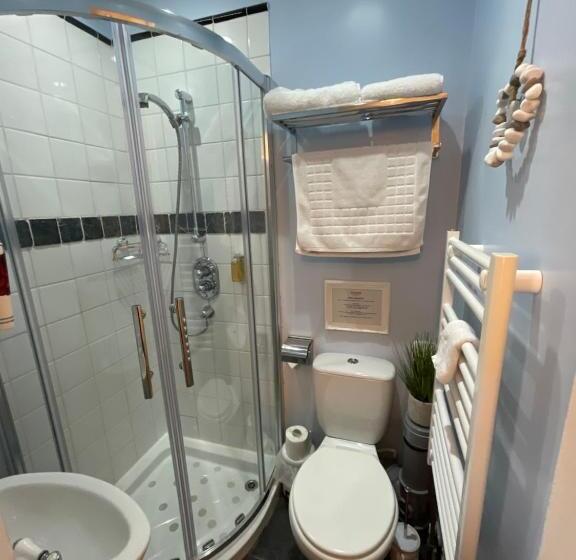 スタンダードシングルルーム, The Great Grubb