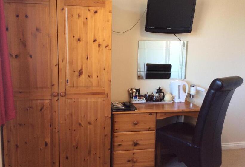 ベーシックルーム, The Great Grubb