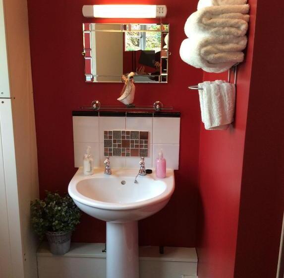 ベーシックルーム, The Great Grubb