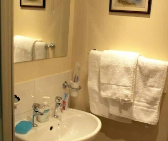 标准间, White House View Guest House