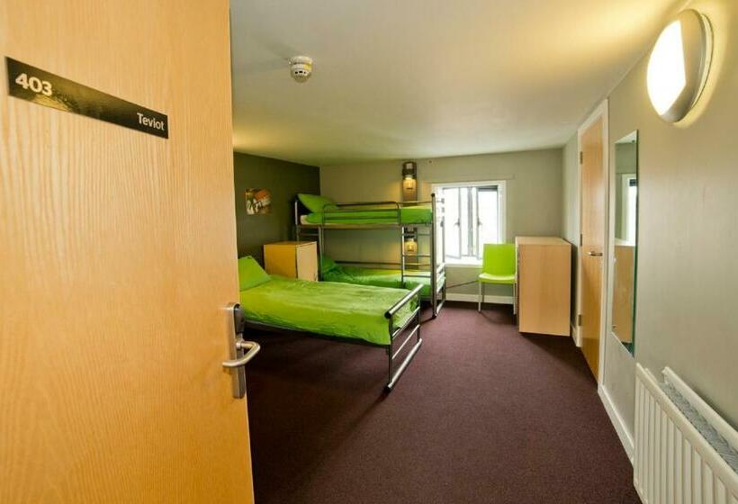 ルームシェアのワンベッド, Yha Berwick