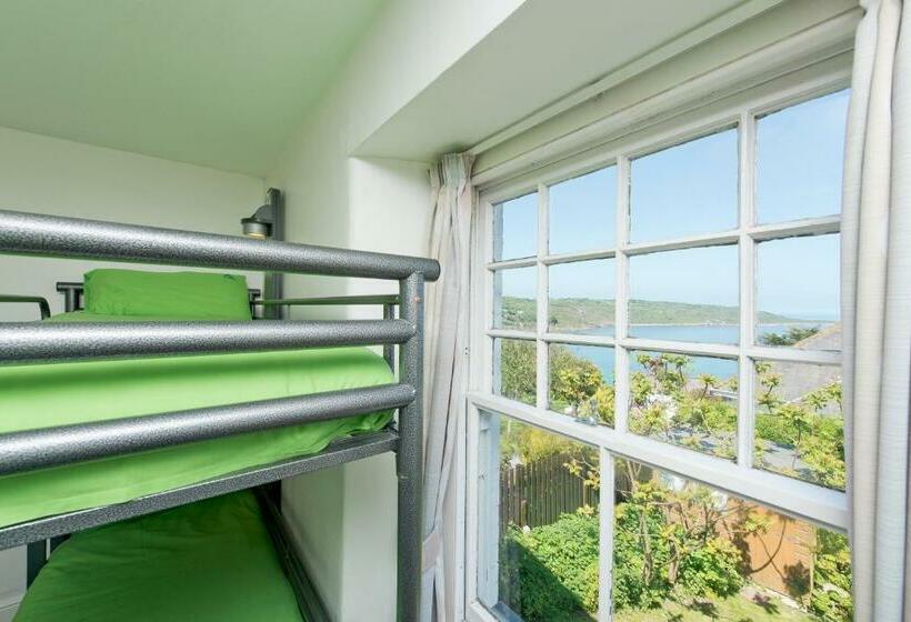 Кровать в Общей Комнате, Yha Coverack   Hostel