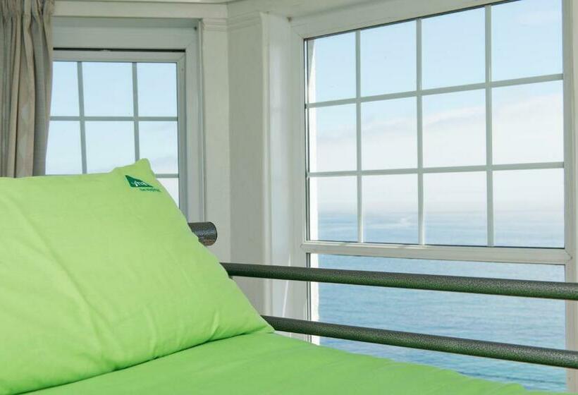 Кровать в Общей Комнате, Yha Coverack   Hostel