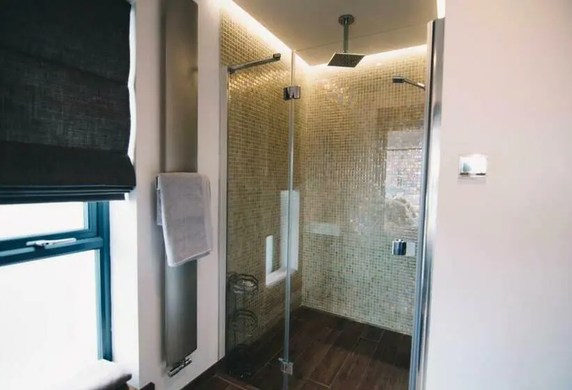 バルコニー付きジュニアスイート, Antrim House Guest Rooms & Suites