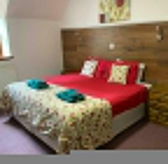 Номер Стандарт, Fairburn Activity Centre