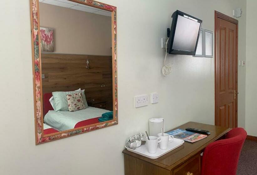 Номер Стандарт, Fairburn Activity Centre