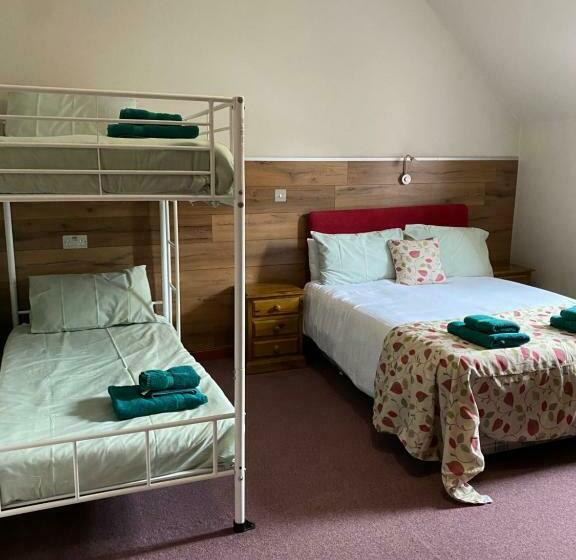 Семейный Номер, Fairburn Activity Centre